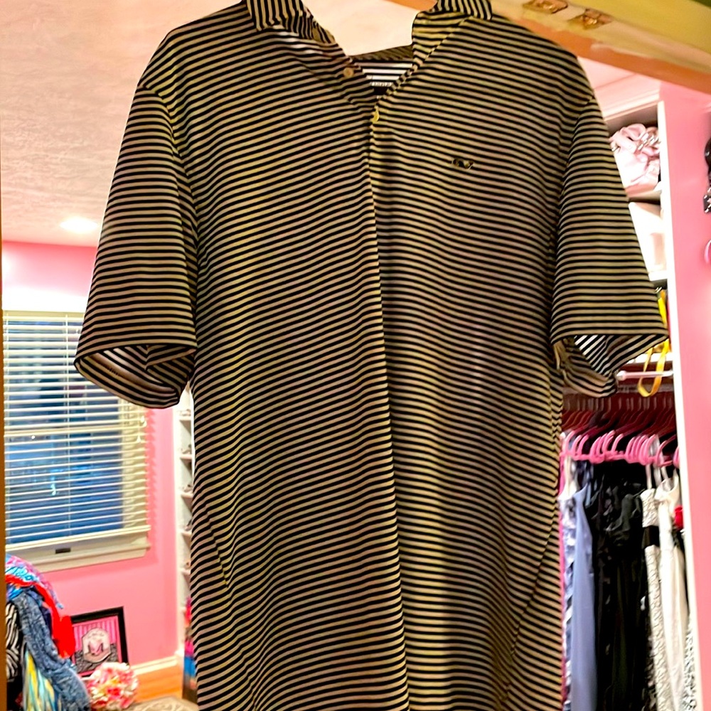 Vineyard vines performance shirt